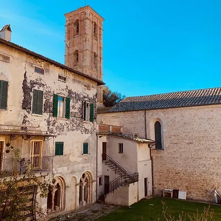 Apartament Claves Claustri - Storico Con Balcone