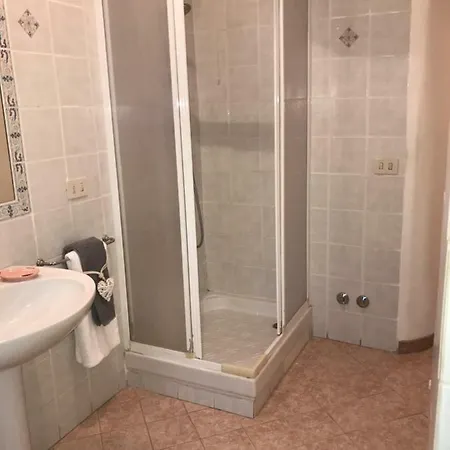 Apartament Claves Claustri - Storico Con Balcone