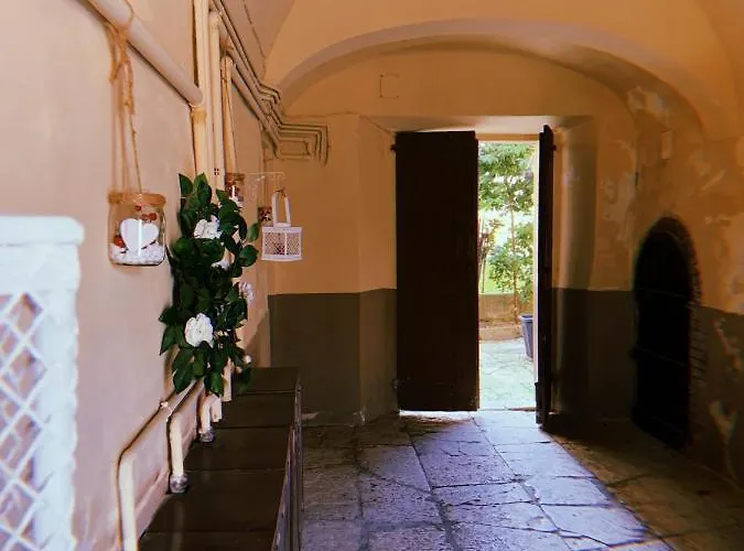 아파트 Claves Claustri - Storico Con Balcone *