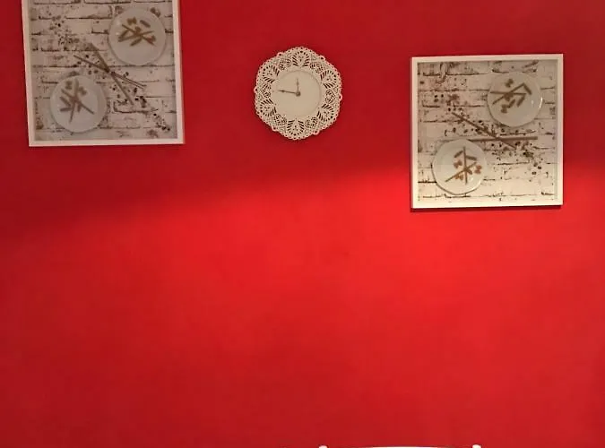 아파트 Claves Claustri - Storico Con Balcone 사르티아노